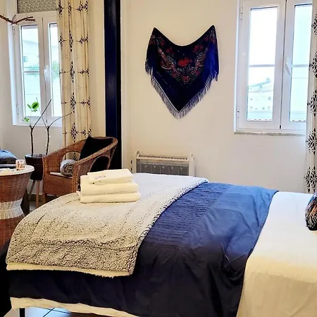 上城区埃斯特雷拉德欧鲁普雷公寓 * Lisboa