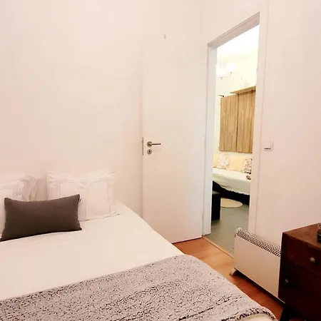 House Bairro Estrela D'ouro * Лісабон