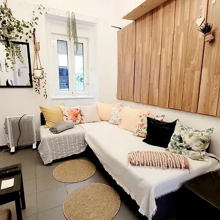 House Bairro Estrela D'ouro Лісабон